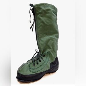 NWOT~Military Surplus MukLuk Boots